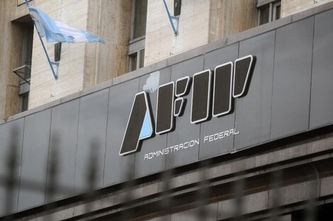 Dólar: ya se puede pedir la devolución de las percepciones de 2023 en la AFIP