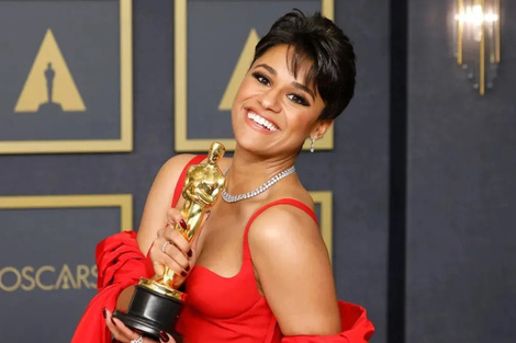 Las Evitas del cine, el teatro y la televisión: Madonna, Natalia Oreiro, Esther Goris, Faye Dunaway y ahora ¿Ariana DeBose?