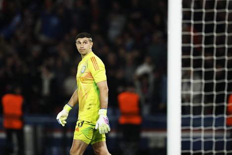Premier League: Aston Villa con "Dibu" volvió a la victoria