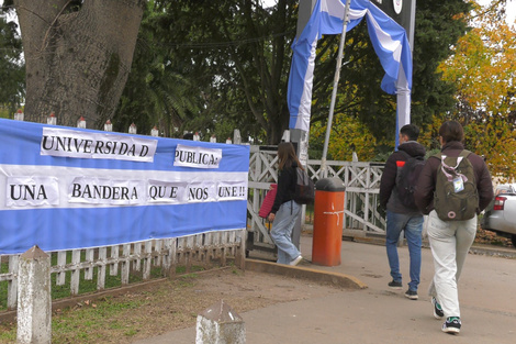 "Derechos versus ultraderechas"