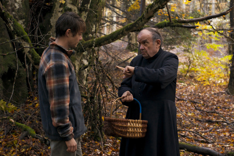 Misericordia, de Alain Guiraudie, un maestro del suspenso existencial.