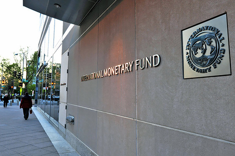Reestructurar la deuda con el FMI como base de un programa alternativo