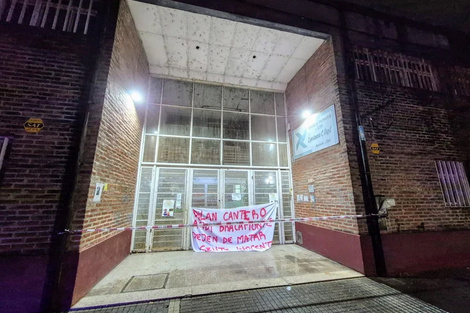 El cartel que apareció en Ayacucho al 2700. (Fuente: Gentileza)