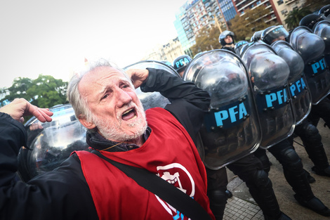 Marcha de jubilados, trabajadores del Garrahan y Ni Una Menos: los cortes de  calles hoy